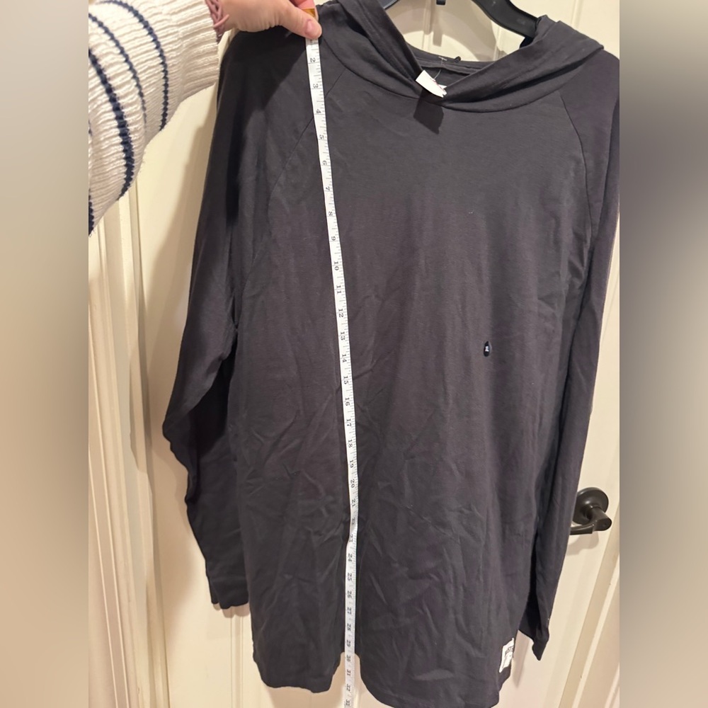 Men’s size XL long sleeve hooded shirt new with tags